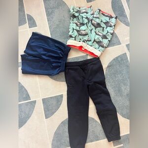 Kids 6-7 air Jordan Navy shorts, M&S sweatpants and GAP Shark Print Bottoms Set